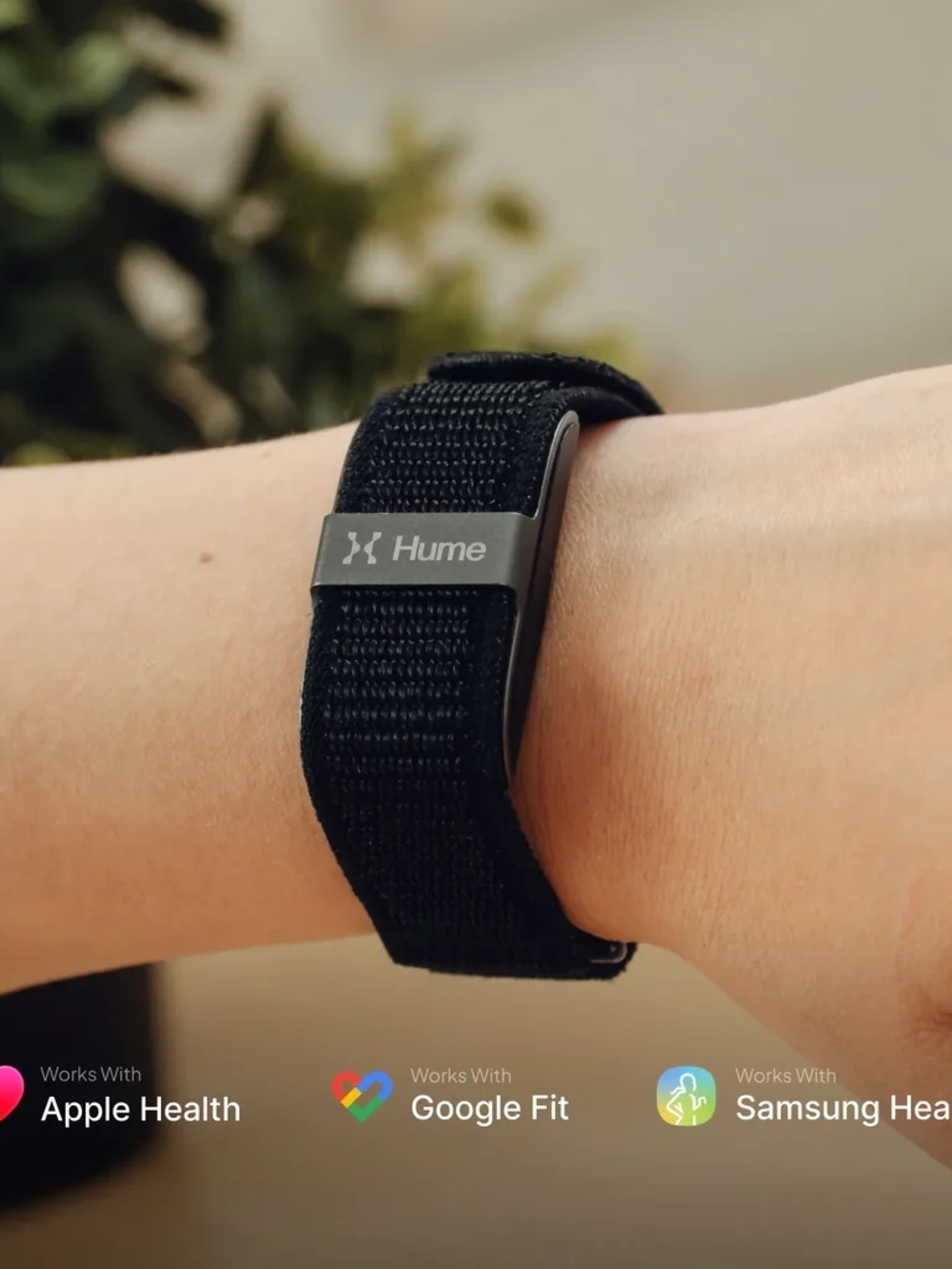 HumeHealth Fitness Tracker - Picture 2 of 3